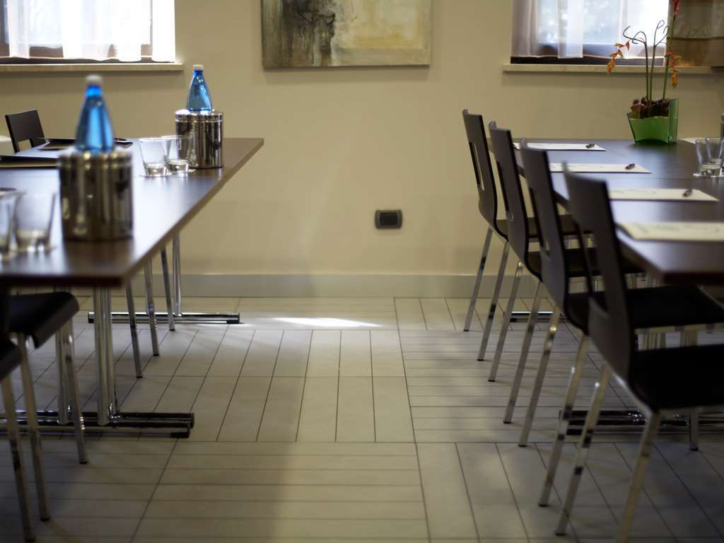 Hotel Montini Linate Airport Peschiera Borromeo Faciliteter billede