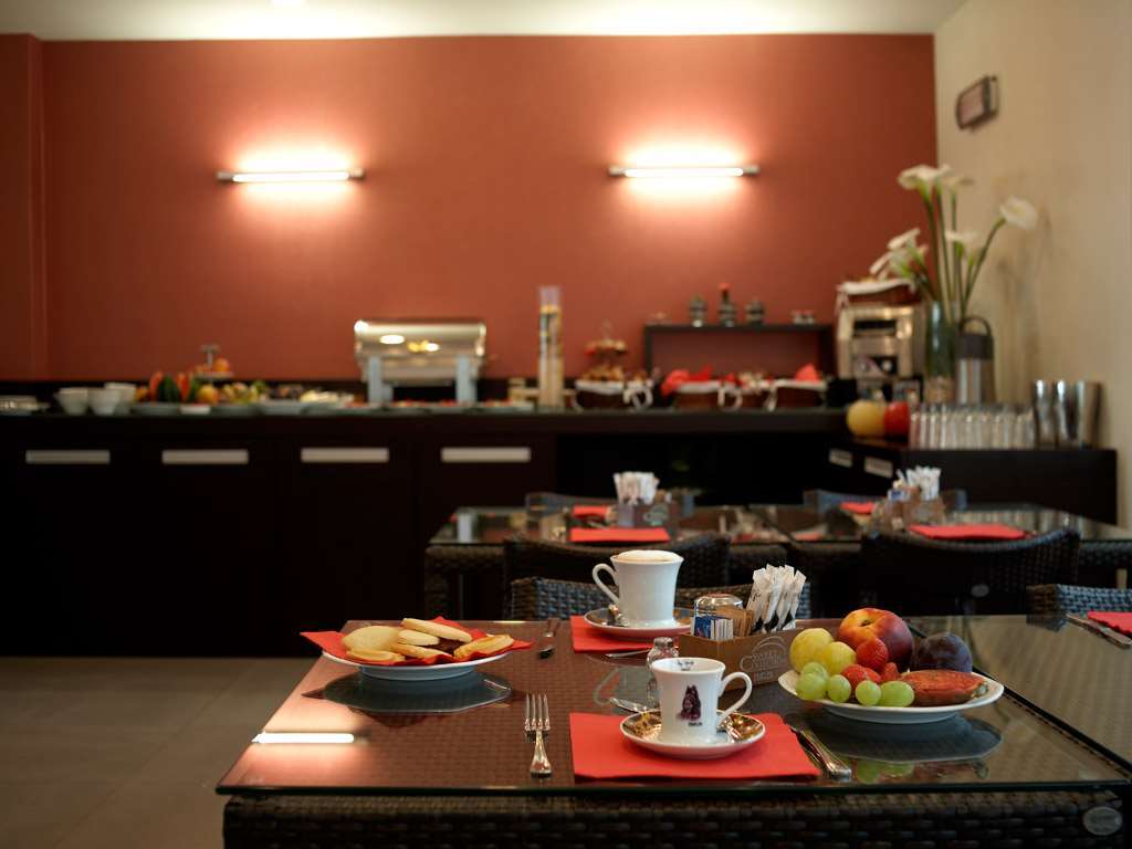 Hotel Montini Linate Airport Peschiera Borromeo Restaurant billede